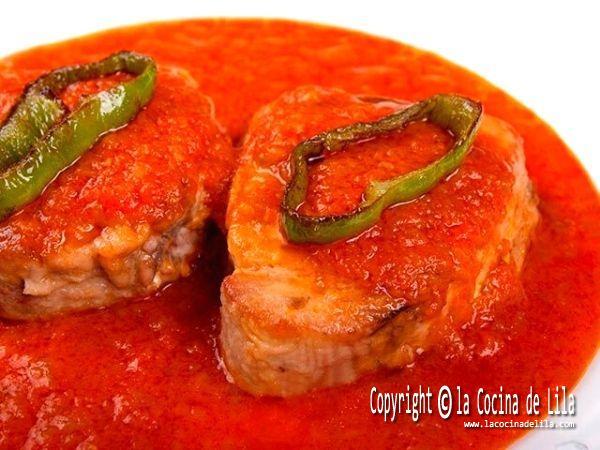 Cómo hacer atún con tomate y pimientos