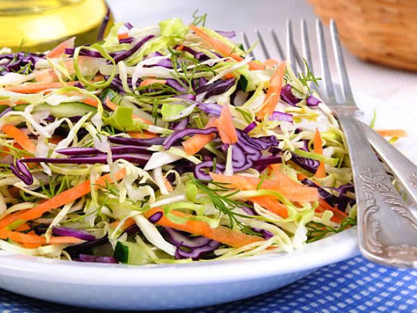 Receta de ensalada de col y lechuga