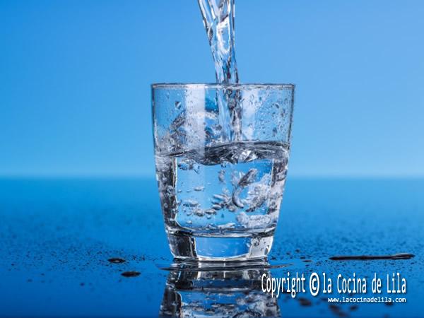 Los beneficios de beber agua